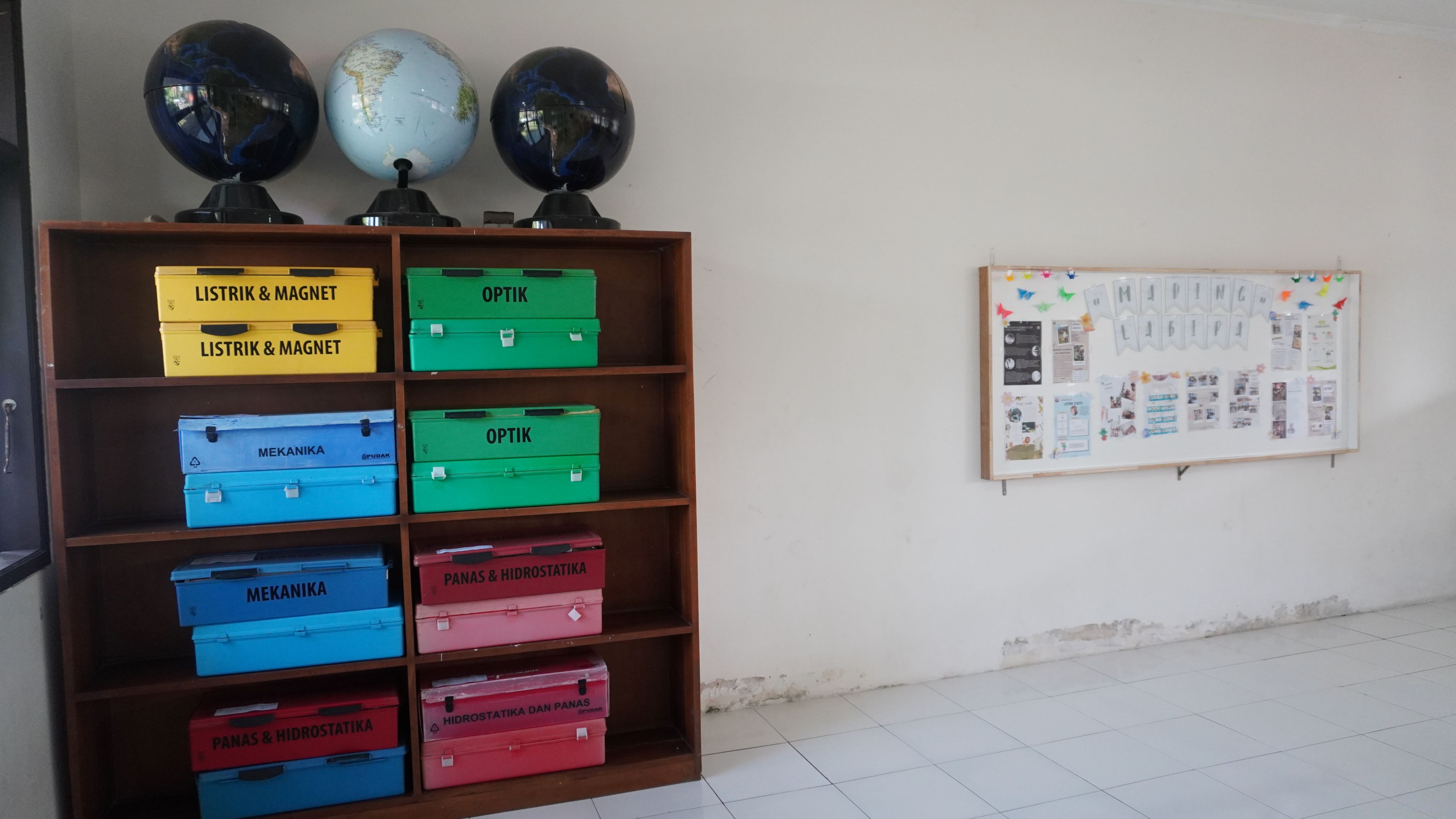 Alat dan Bahan Praktikum IPA